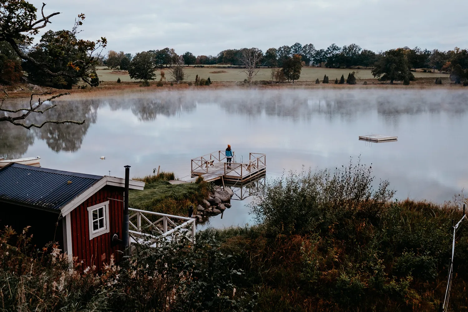 Bastu och brygga bad på  Wallby Säteri och Gårdshotell