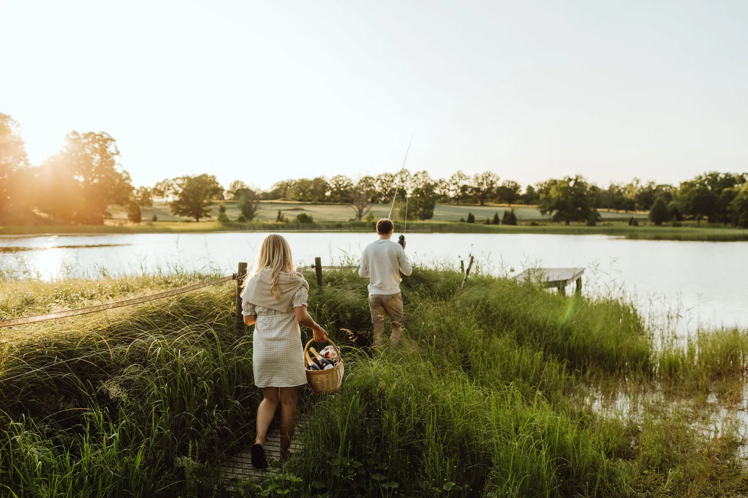 Picnic & sjö på Wallby Säteri, Vetlanda, Småland
